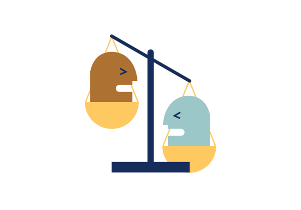 Illustration d’une simple balance bleu foncé avec un bol jaune suspendu de chaque côté. L'échelle est inclinée du coin supérieur gauche vers le coin inférieur droit. Il y a un profil latéral d'une tête brune avec une bouche ouverte et un œil louche dans le panier de gauche tourné vers le centre. La même chose se trouve à droite, avec une tête vert clair à la place, plus basse au sol.